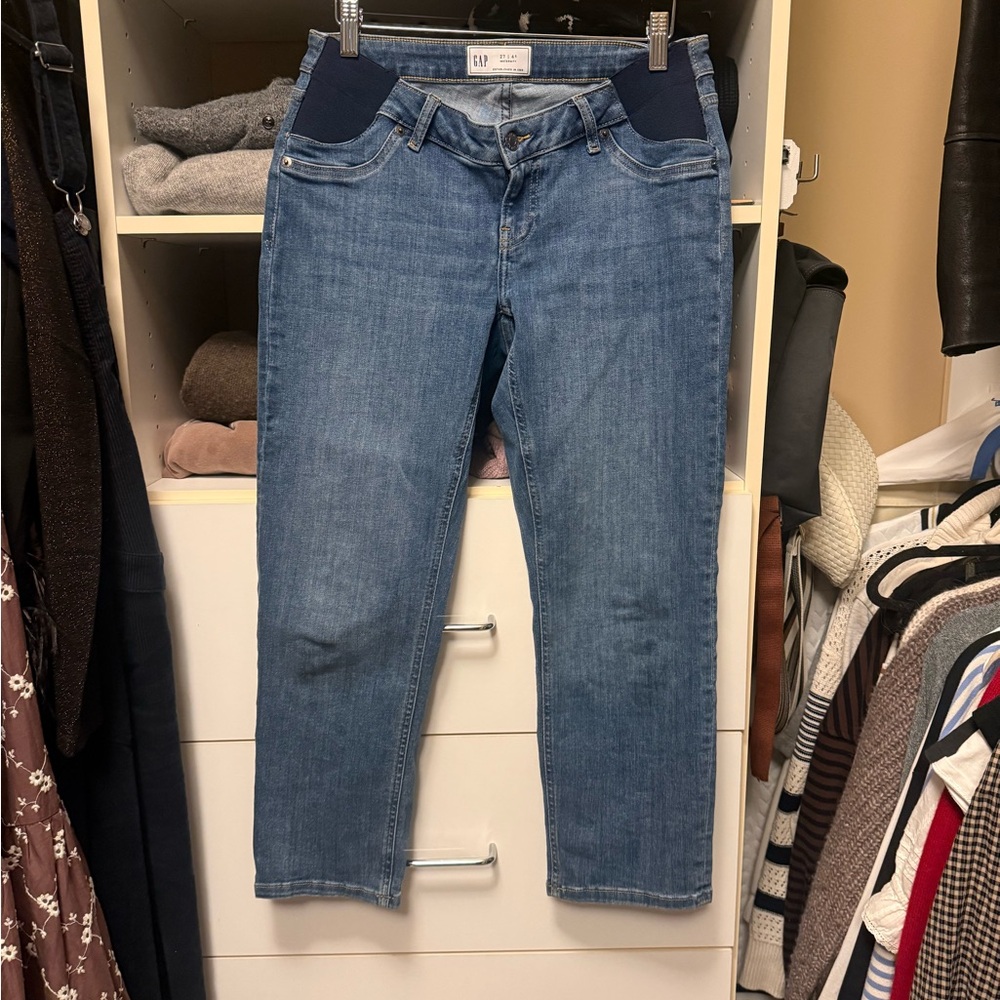 Gap Materjity Jeans, cropped, size 27 or 4S